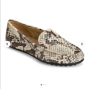 Aerosoles Drive Moc Toe Loafer Snakeskin Print 7.5